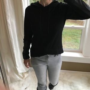 Soft Lightweight Hoodie Tahari Sport Black